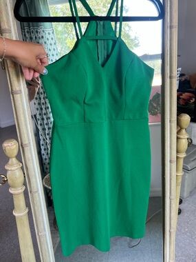 Emerald Green Halter Cocktail Dress 💚